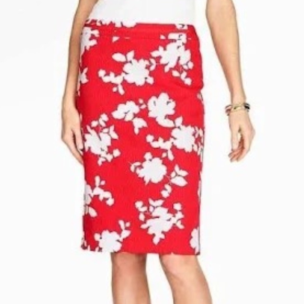 Talbots petite 10 rose cream red skirt holiday EUC
